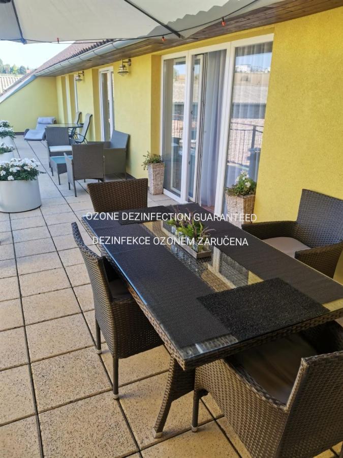 Farma Mysore Hotell Moravany  Eksteriør bilde
