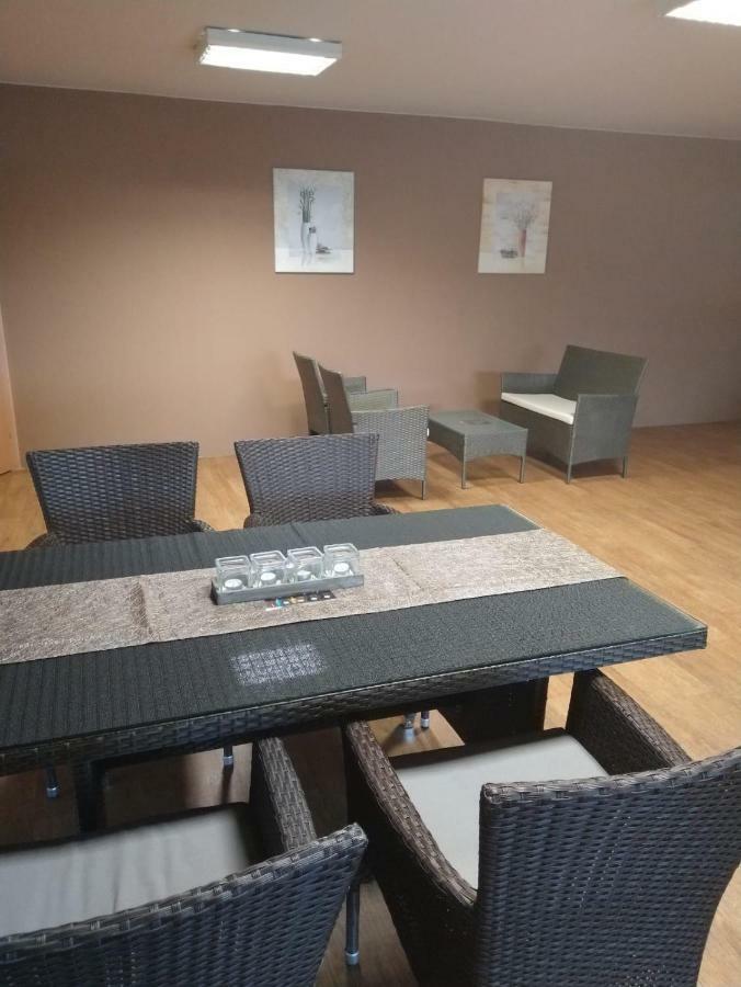 Farma Mysore Hotell Moravany  Eksteriør bilde